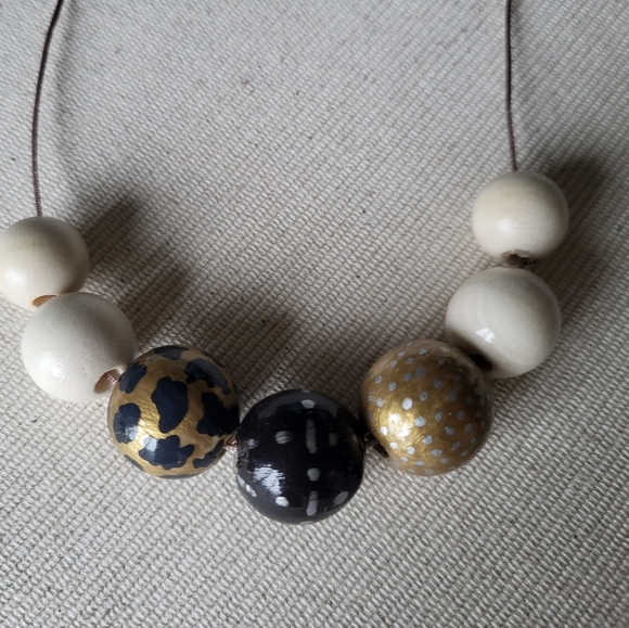 New handmade Necklace and earrings set - Picture 8 of 9